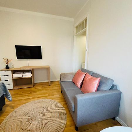 Your Chic Vibrant Airbnb Helsingfors Eksteriør bilde